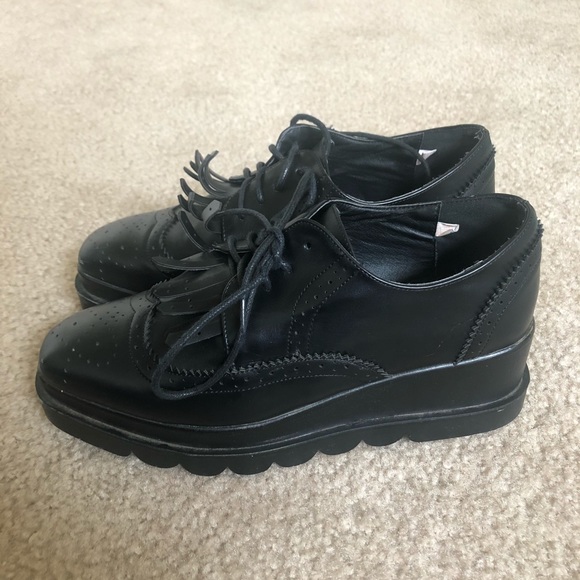 Black School Girl Shoes - Picture 4 of 4